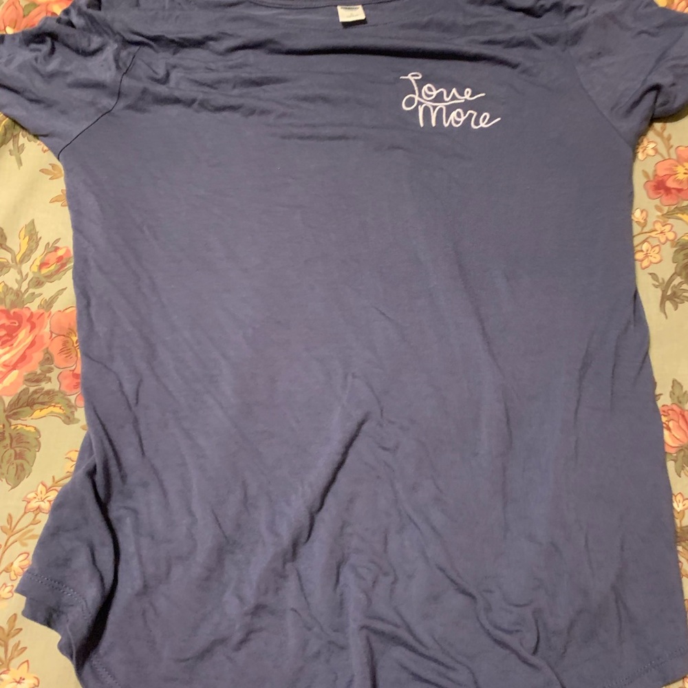 Old navy casual T shirt